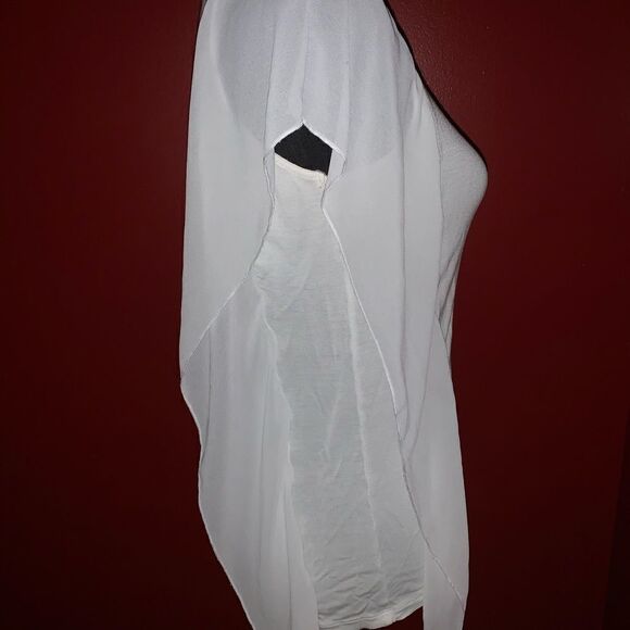 H&M Women’s Sheer Sleeve Top - Picture 3 of 6